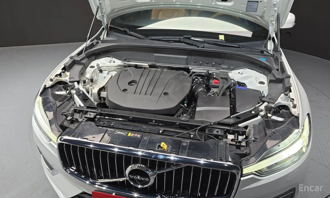 Фото 6 - Volvo XC60