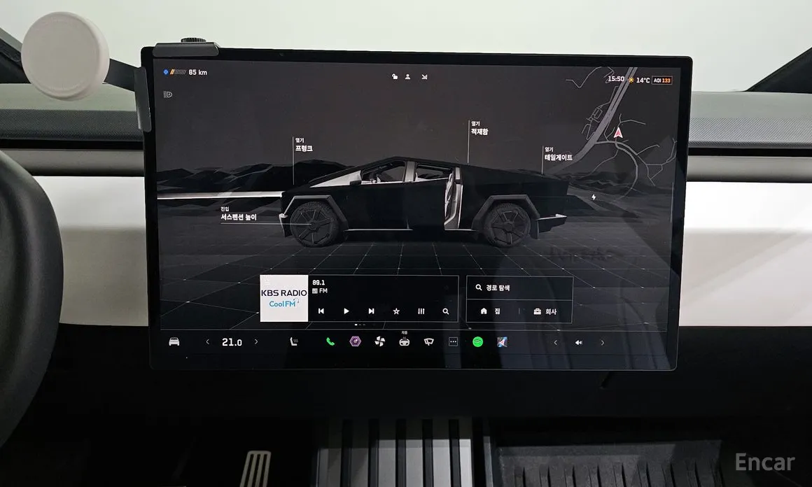 Фото 18 - Tesla Cybertruck