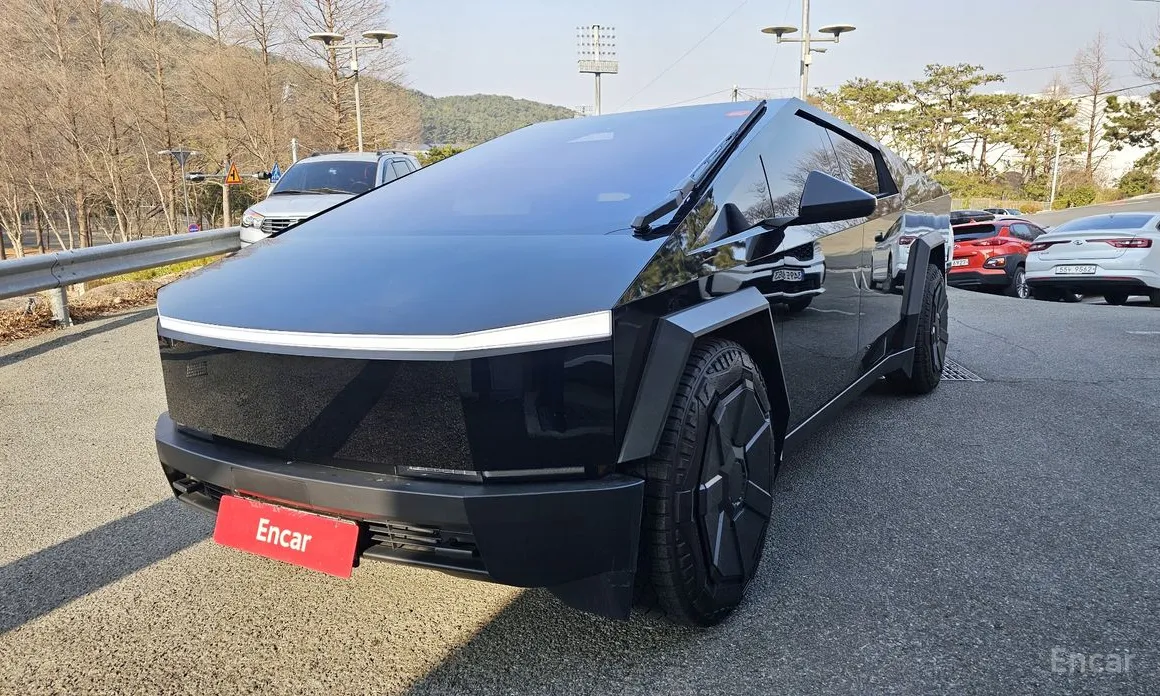 Фото 3 - Tesla Cybertruck