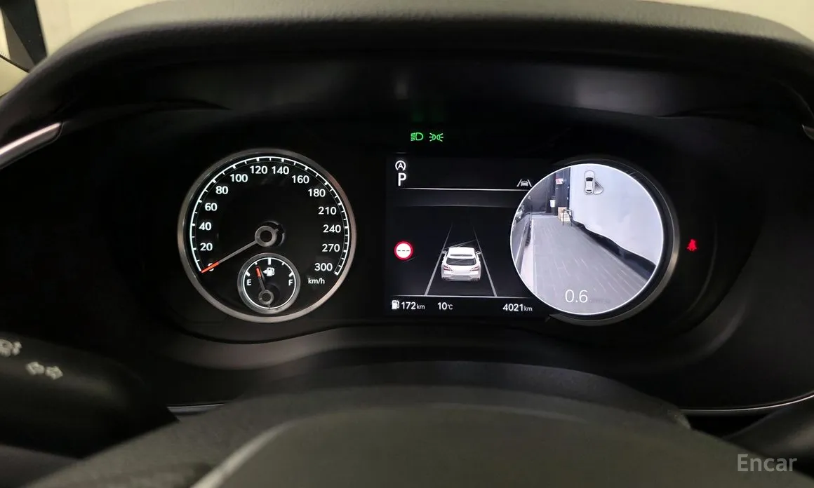 Фото 8 - Genesis G70