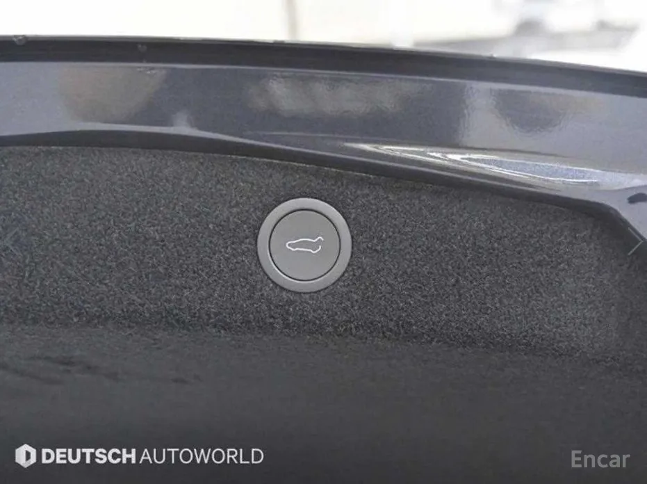 Фото 20 - Tesla Model 3