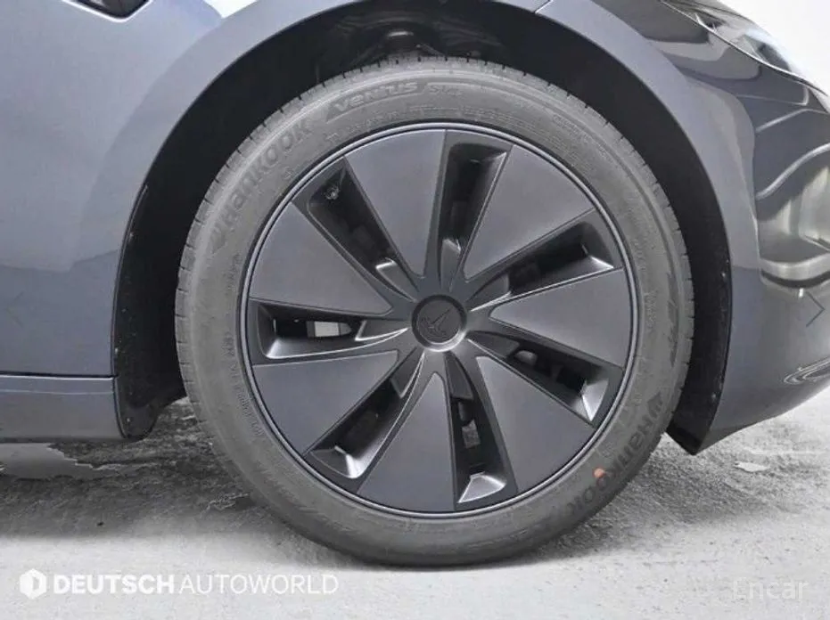 Фото 5 - Tesla Model 3