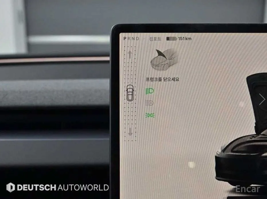 Фото 9 - Tesla Model 3