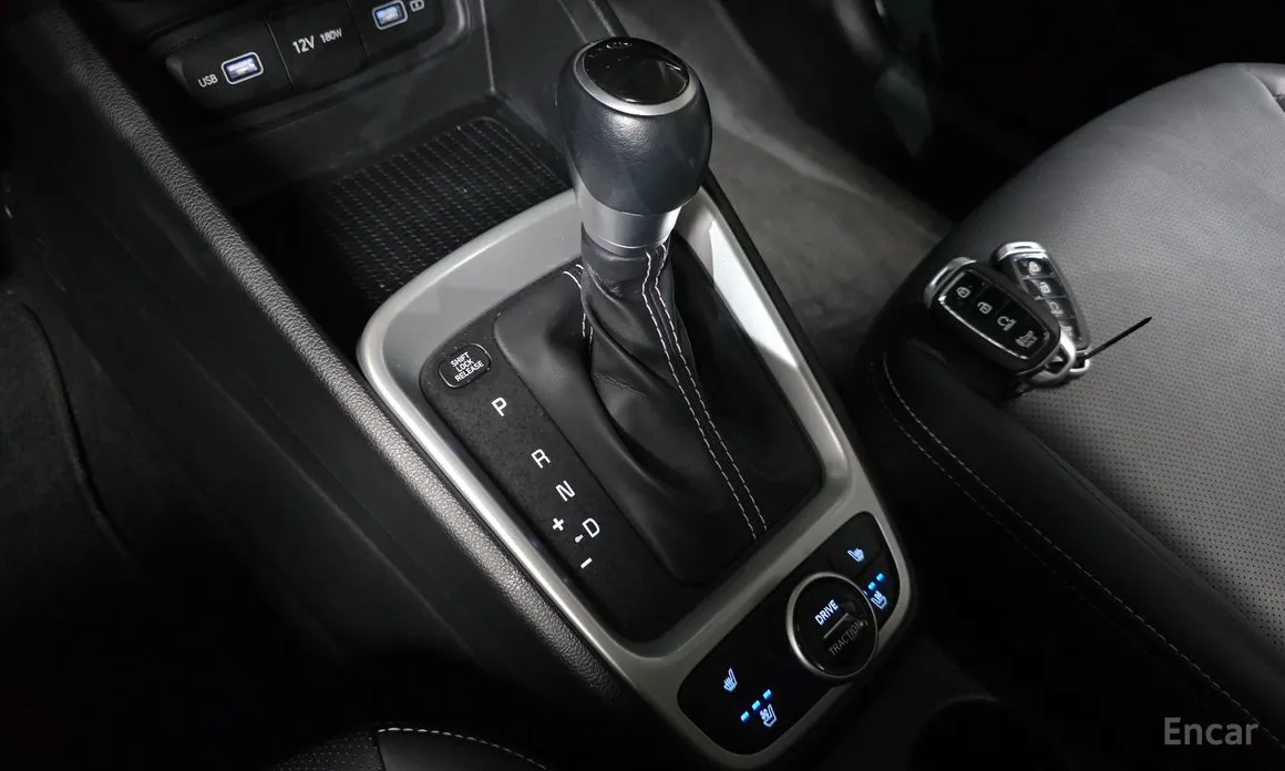 Фото 9 - Hyundai Venue