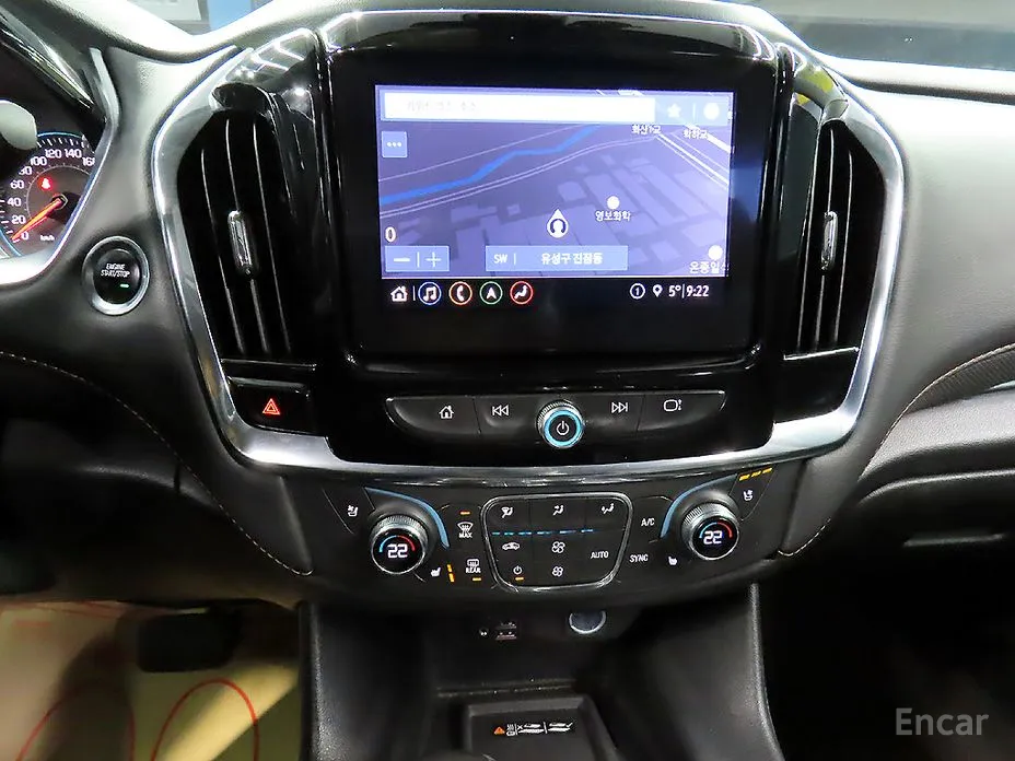 Фото 12 - Chevrolet Traverse