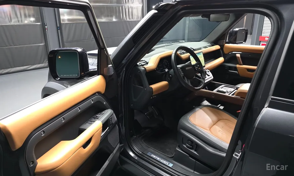 Фото 10 - Land Rover Defender