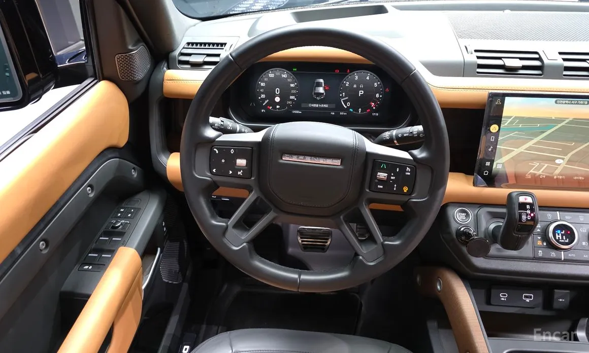 Фото 13 - Land Rover Defender