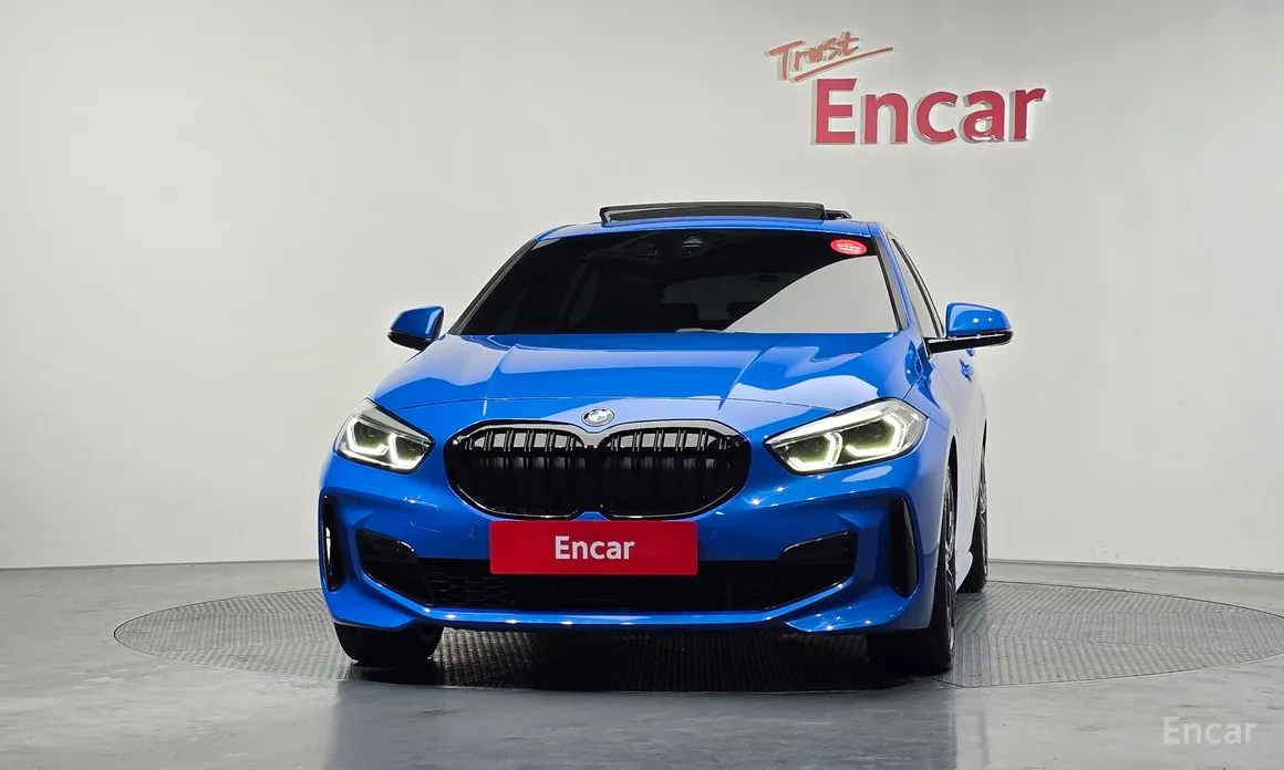 Фото 3 - BMW 1 Series