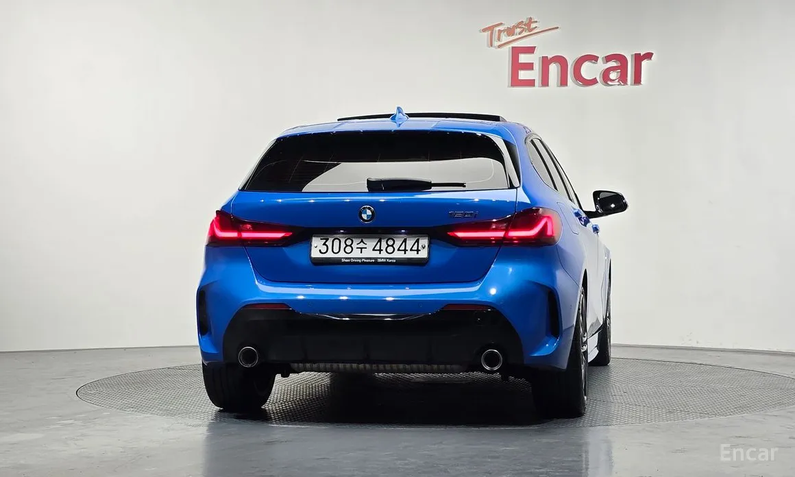 Фото 4 - BMW 1 Series