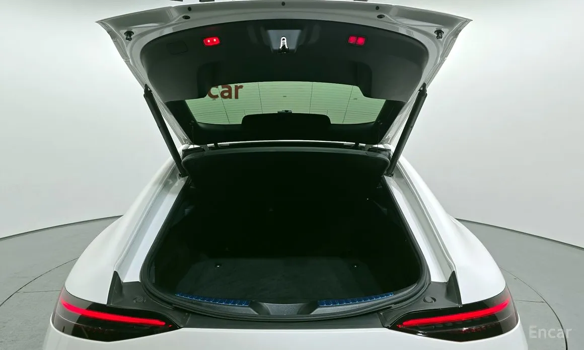 Фото 20 - Mercedes-Benz AMG GT