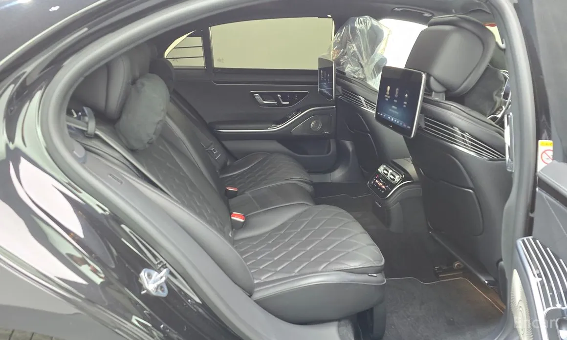 Фото 12 - Mercedes-Benz S-Class