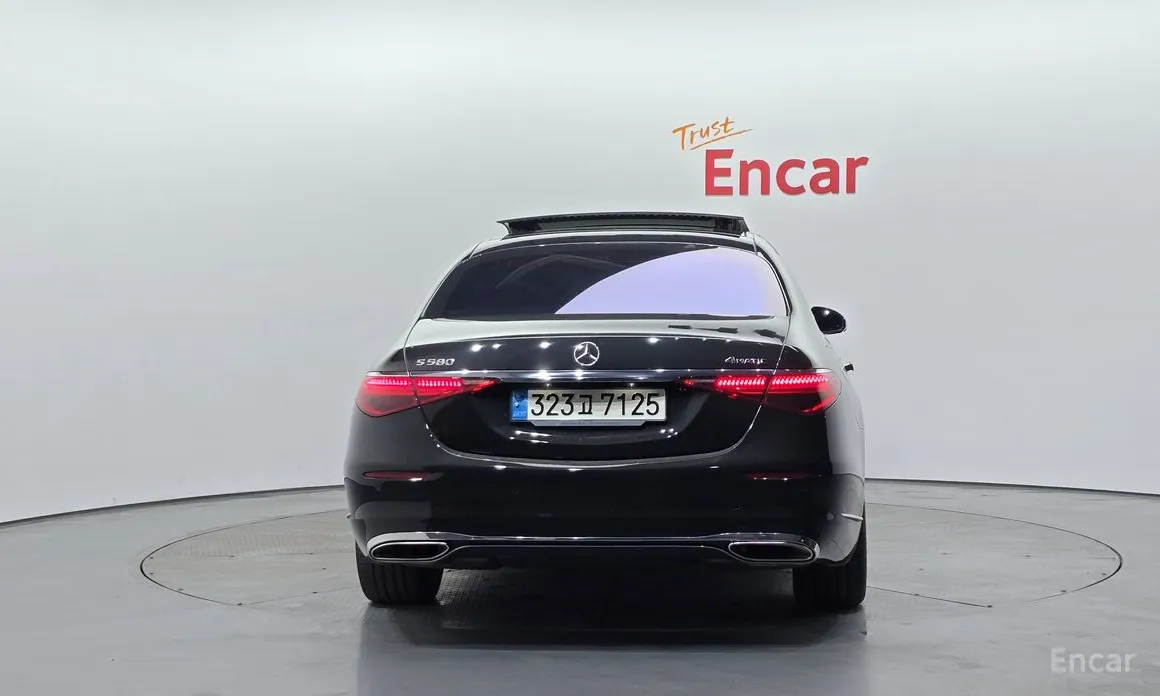 Фото 4 - Mercedes-Benz S-Class