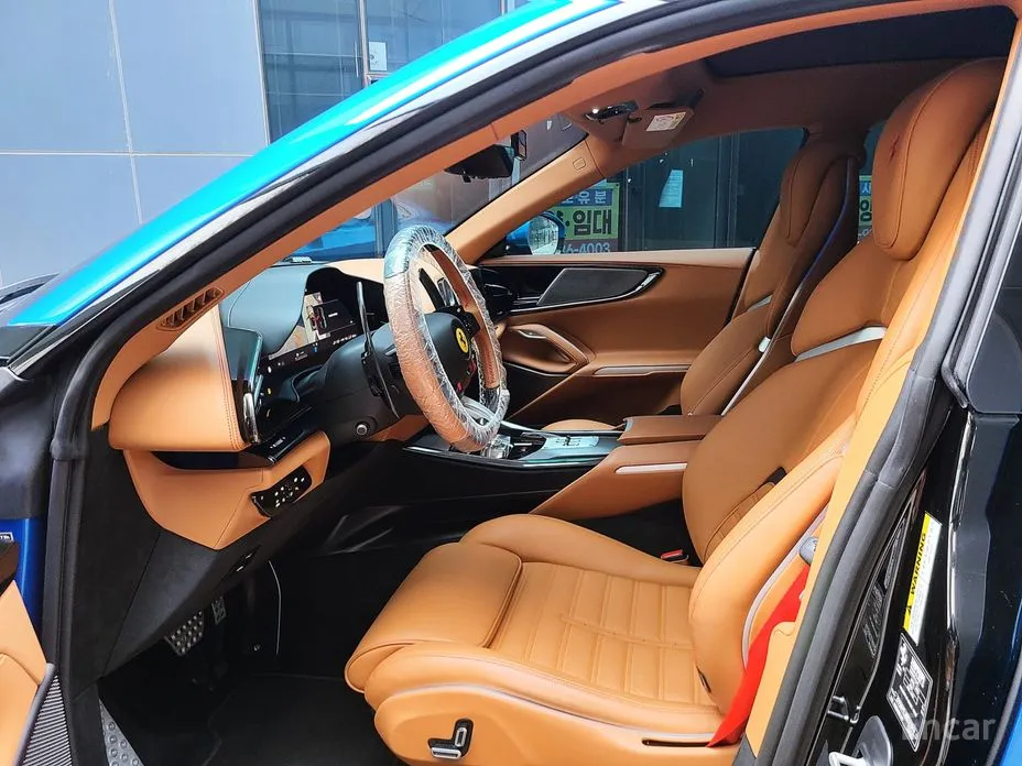 Фото 4 - Ferrari Purosangue