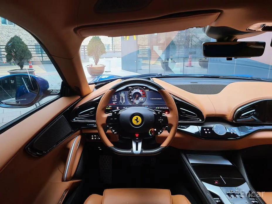 Фото 6 - Ferrari Purosangue