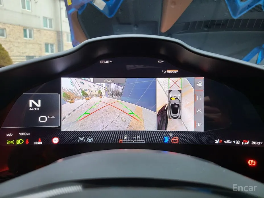 Фото 9 - Ferrari Purosangue