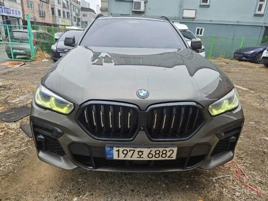 Фото 10 - BMW X6