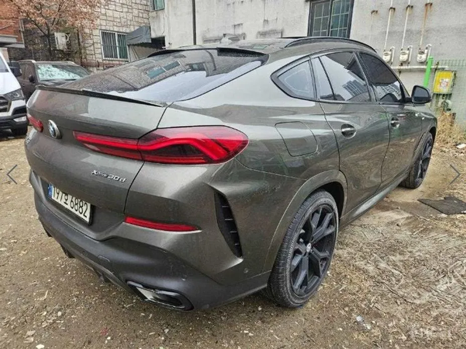 Фото 15 - BMW X6