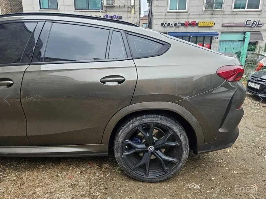 Фото 19 - BMW X6