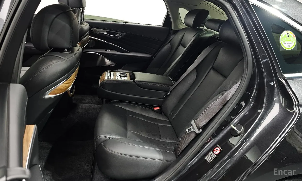 Фото 12 - Kia K9