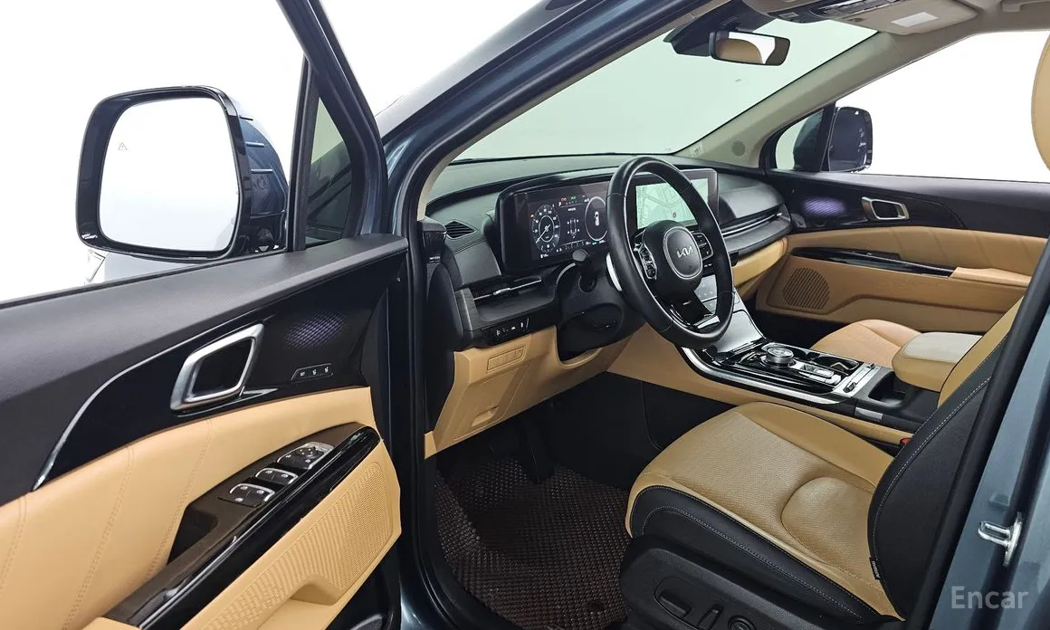 Фото 11 - Kia Carnival