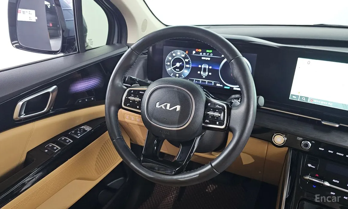 Фото 13 - Kia Carnival