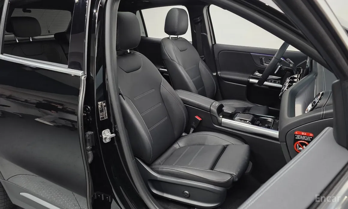 Фото 10 - Mercedes-Benz EQA