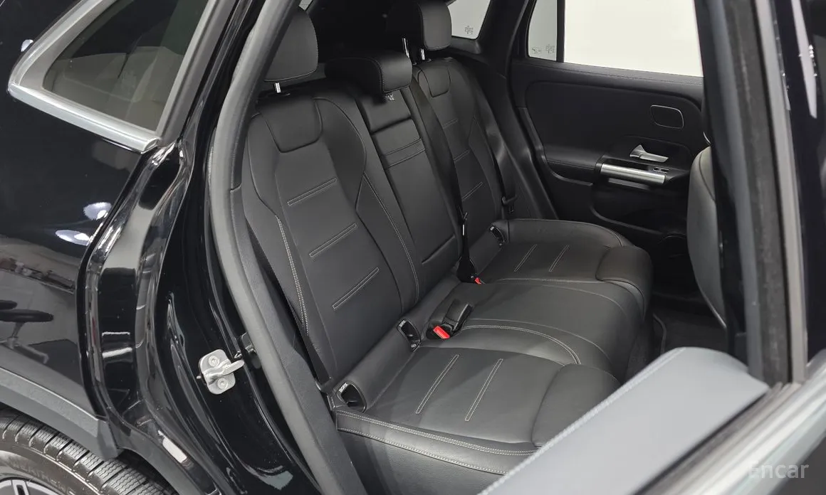 Фото 12 - Mercedes-Benz EQA