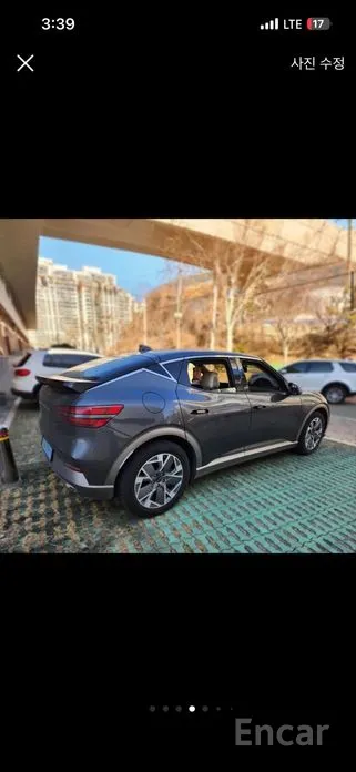 Фото 13 - Genesis GV60