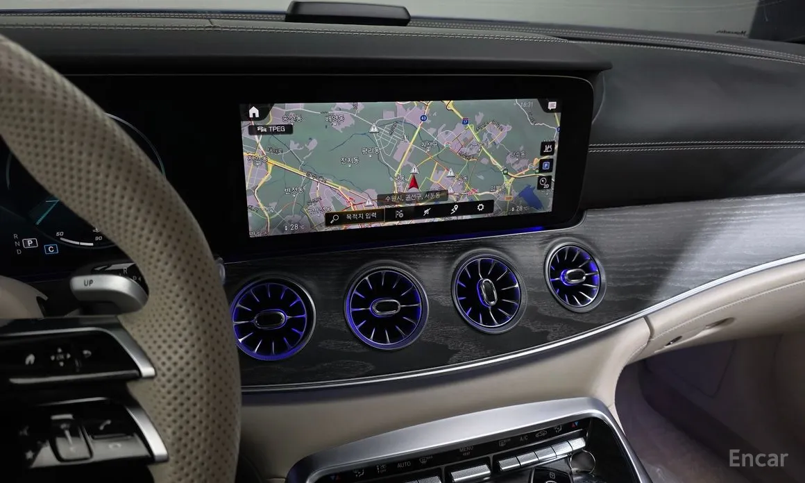 Фото 14 - Mercedes-Benz AMG GT