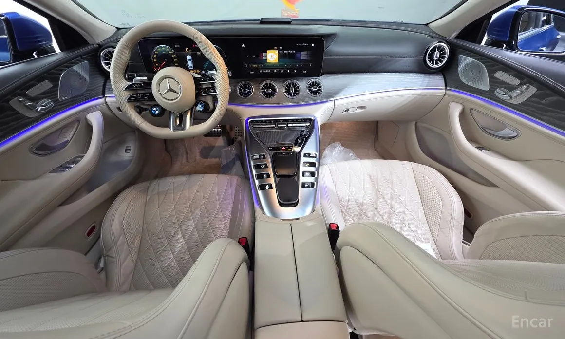 Фото 7 - Mercedes-Benz AMG GT