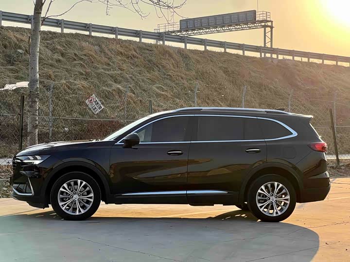 Фото 3 - Buick Envision Plus