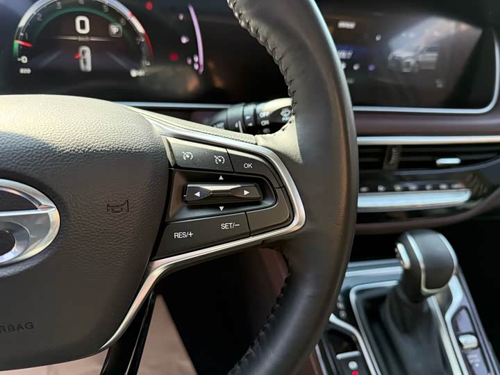 Фото 9 - GAC Trumpchi M6