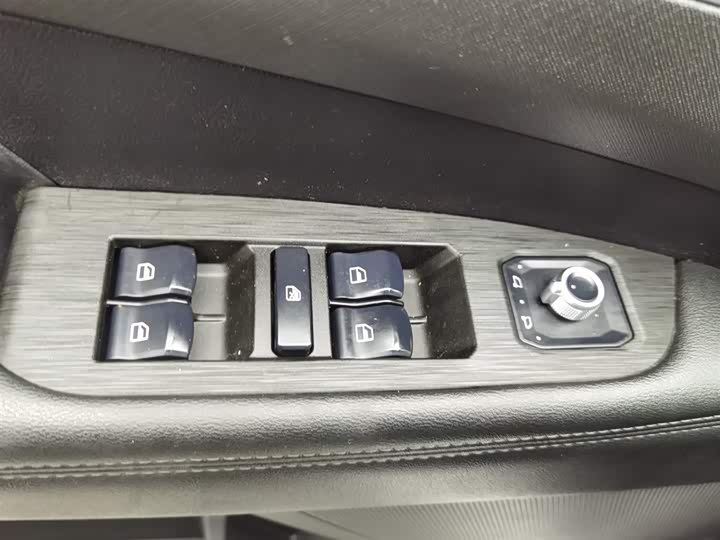 Фото 9 - Haval H5