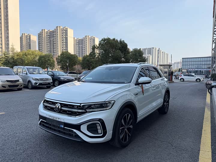 Фото 1 - Volkswagen T-Roc