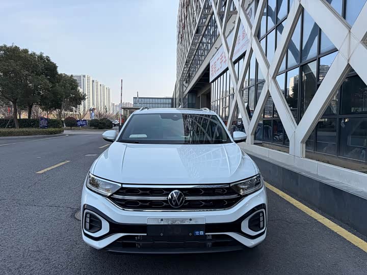 Фото 2 - Volkswagen T-Roc