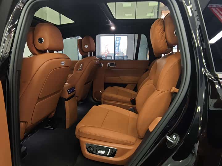 Фото 8 - LiXiang L9