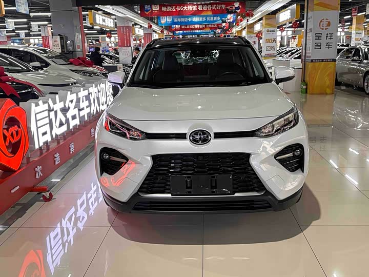 Фото 2 - Toyota Wildlander