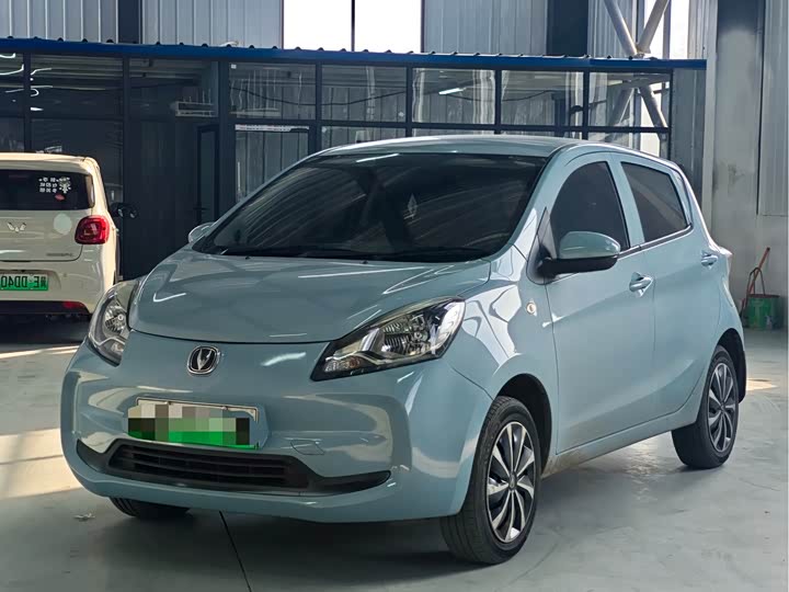 Фото 1 - Changan BenBen E-Star