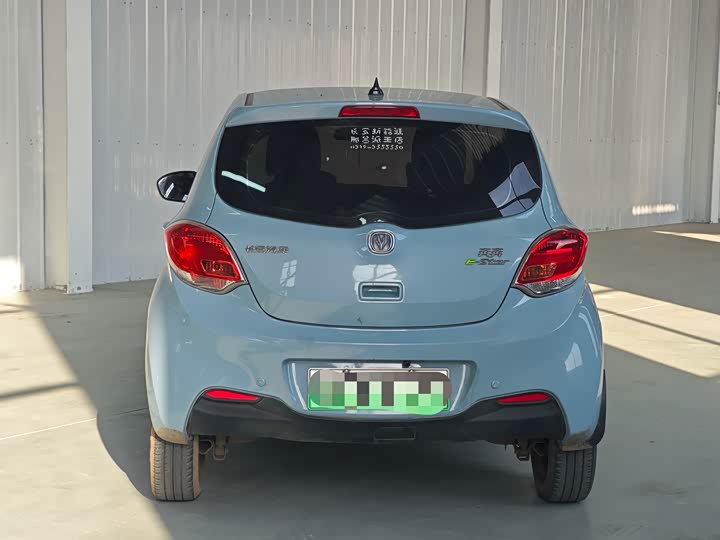 Фото 6 - Changan BenBen E-Star