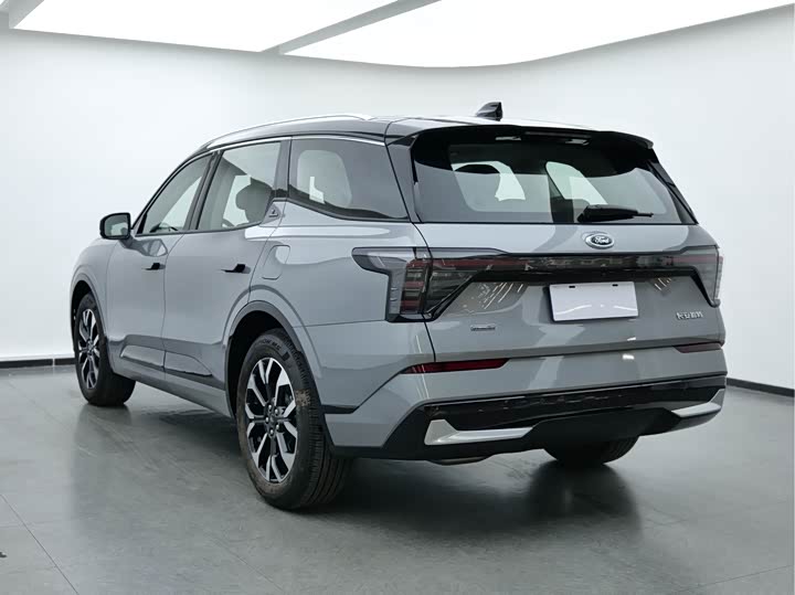 Фото 7 - Ford Edge