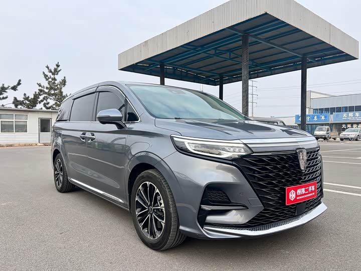 Фото 3 - Roewe iMax 8