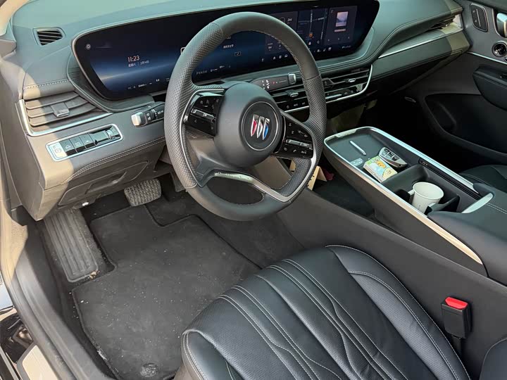 Фото 4 - Buick LaCrosse