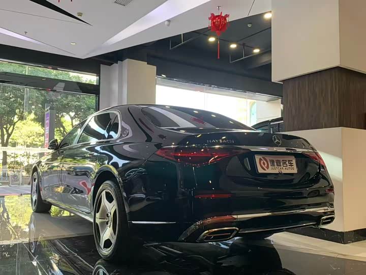 Фото 3 - Mercedes-Benz Maybach S-Class