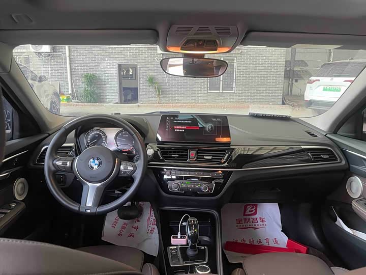 Фото 9 - BMW 1 Series