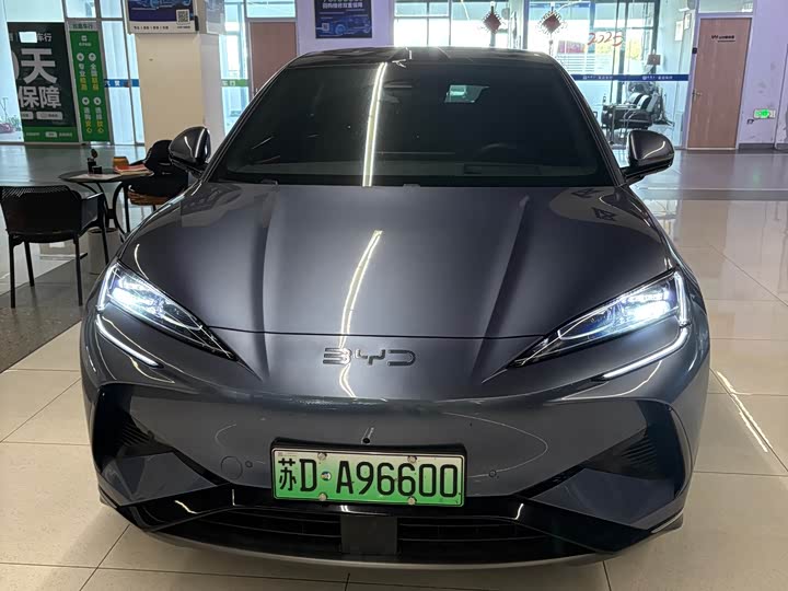 Фото 2 - BYD Sea Lion 07 EV