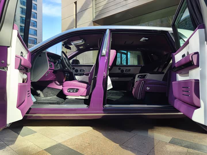 Фото 5 - Rolls-Royce Phantom