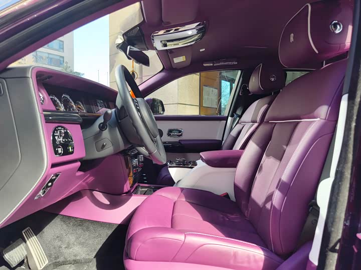 Фото 6 - Rolls-Royce Phantom