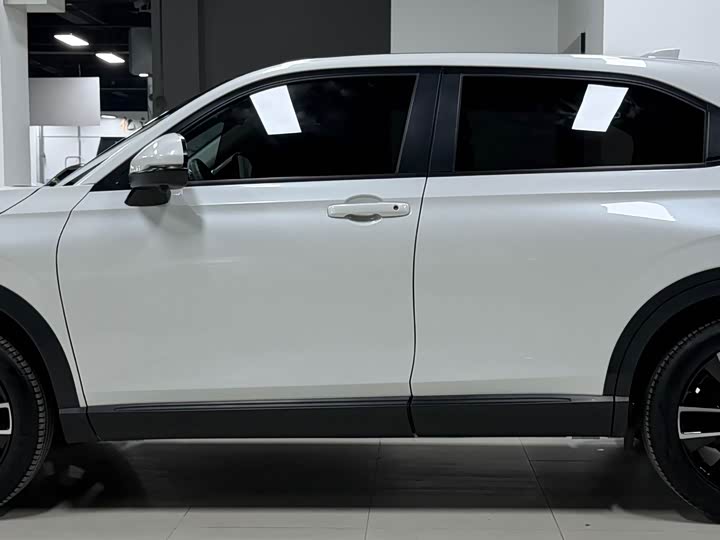 Фото 8 - Honda Vezel