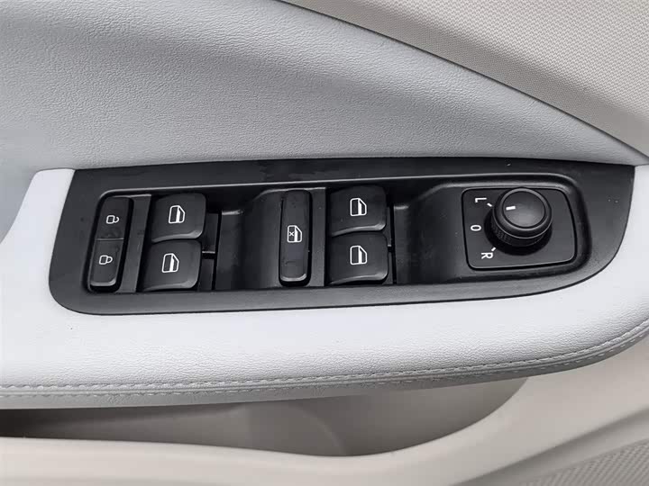 Фото 9 - Leapmotor T03