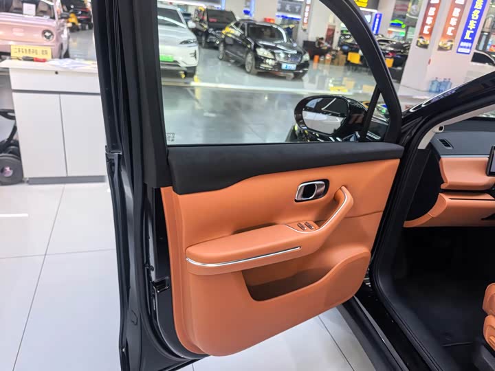 Фото 6 - Leapmotor C16